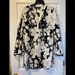 Alfani Size M tunic top